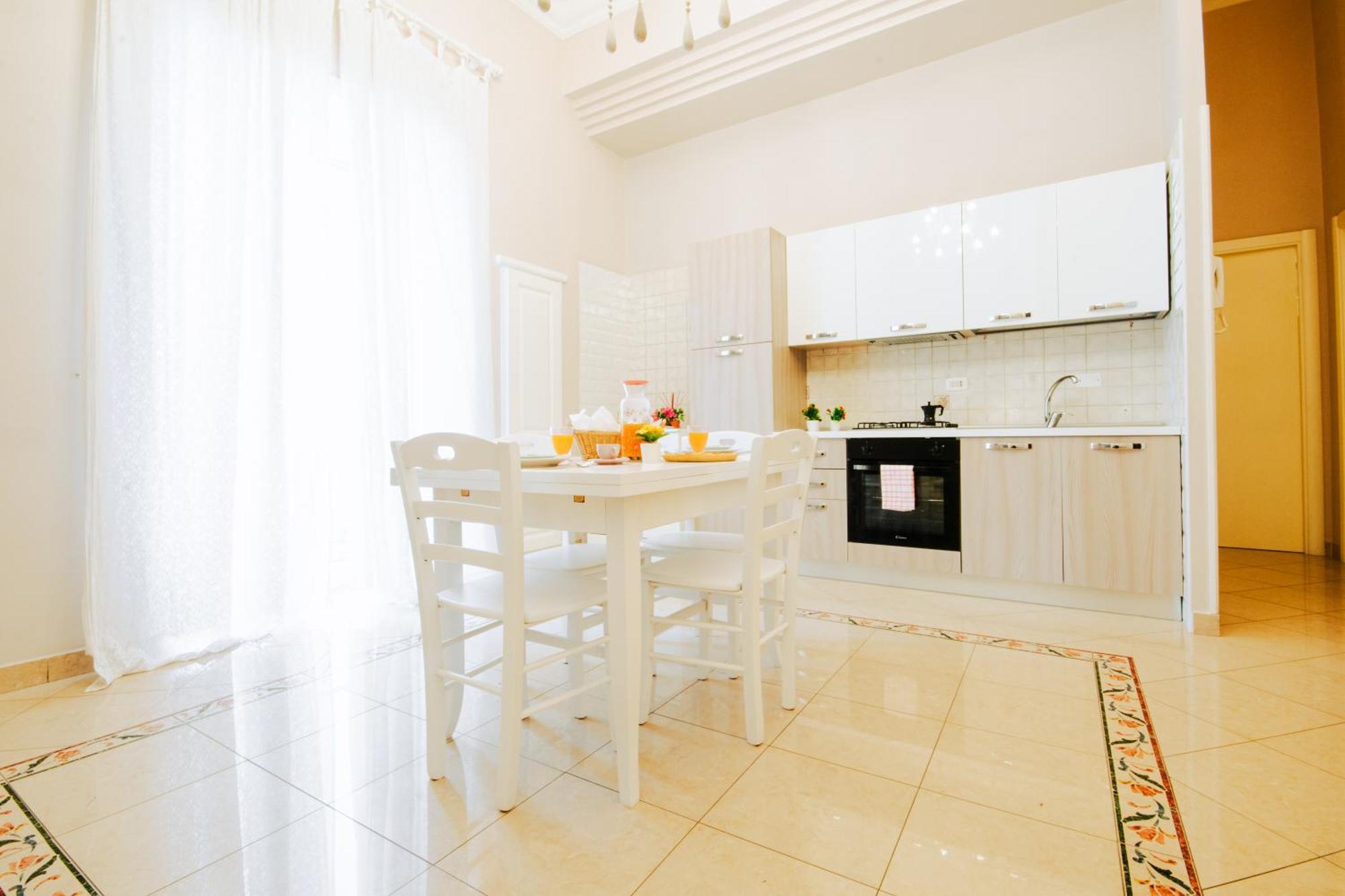 Citarelli Family House * Napels