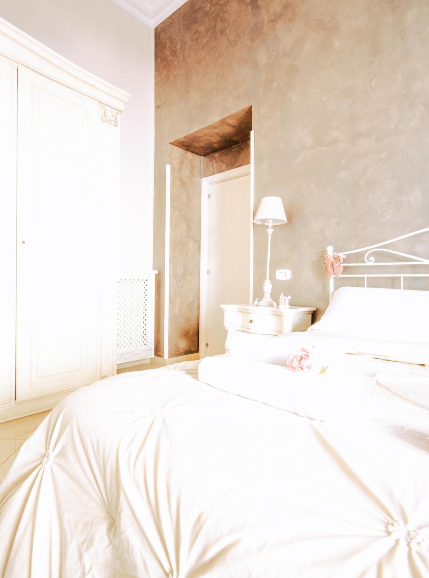 Citarelli Family House * Naples